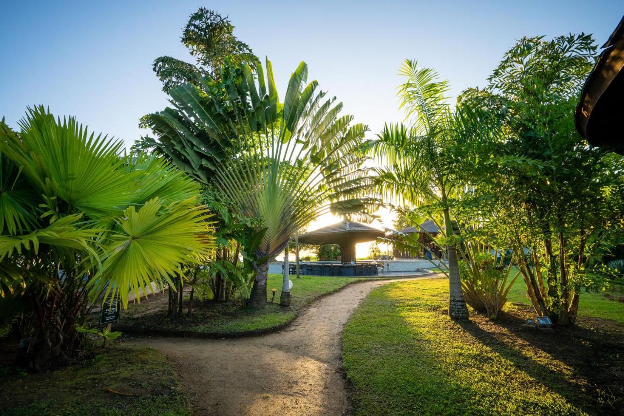 Houttuyn Wellness River Resort Paramaribo Exterior photo